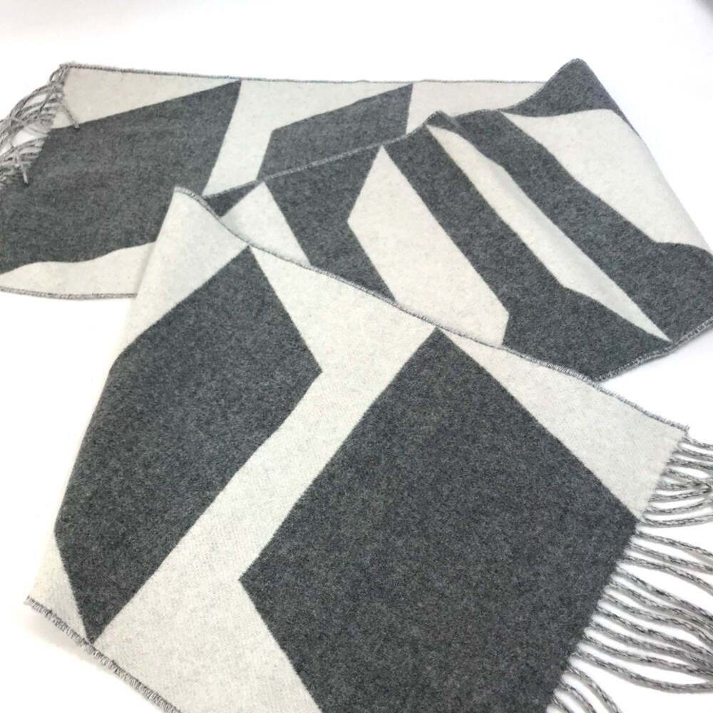 HERMES White Scarf - Picture 4 of 10